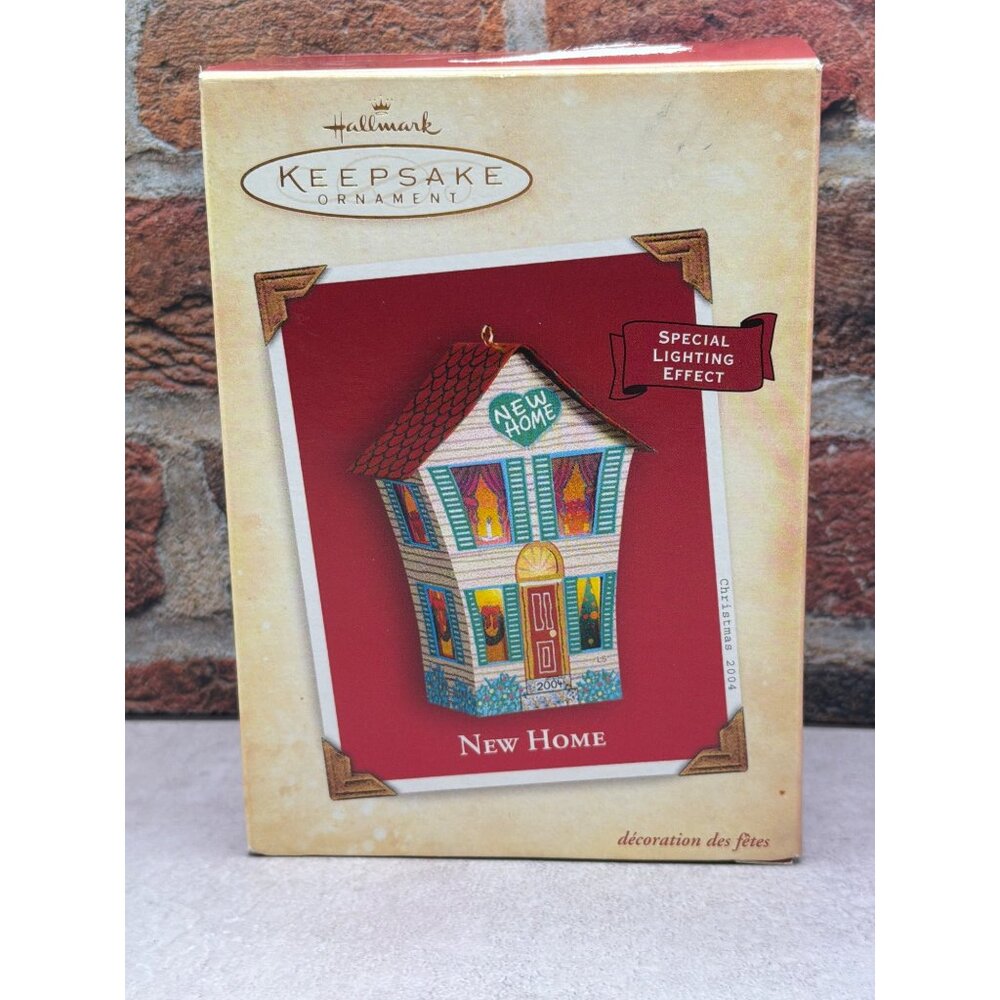 Hallmark Keepsake Ornament New Home 2004 Tin Holiday Decoration With Box